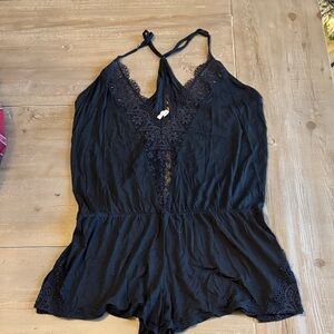 Victoria's Secret Black Lace Detailed Racerback Romper - Large - Great Condition